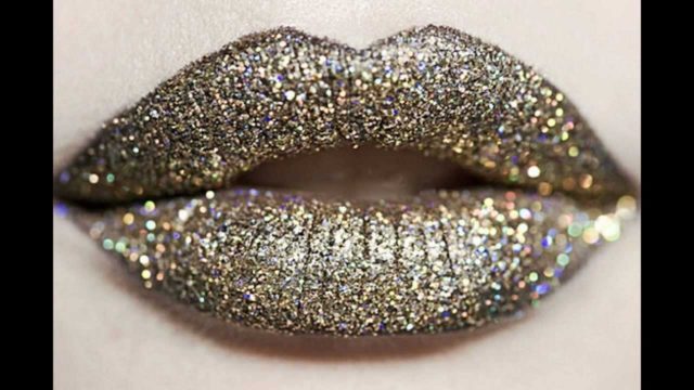 Perfect 3D Glitter Lips – Make Up Tutorial (Perfette Labbra 3D Glitterate)