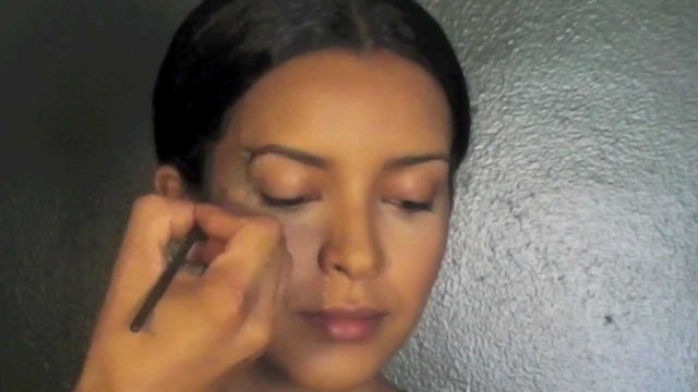 Kim Kardashian Makeup- Eyebrows Tutorial