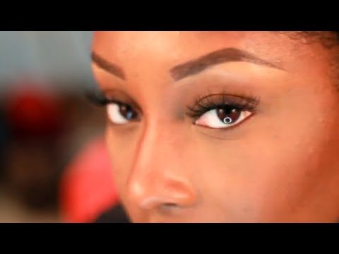 How to:  Apply False Eyelashes (Easy + Beginner-Friendly).