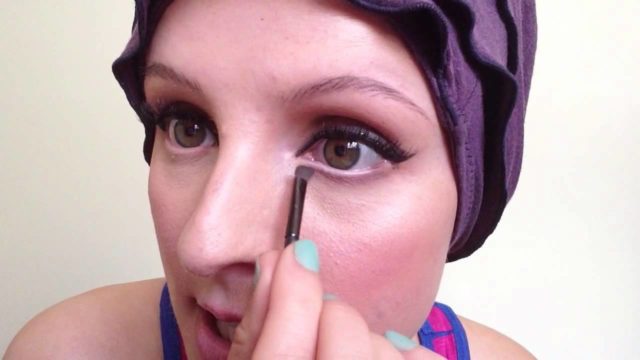 How to recreate bottom eyelashes with makeup (if you haven’t got any)