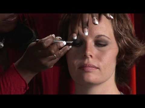 Makeup Application Tips : How to Apply Individual Eyelashes