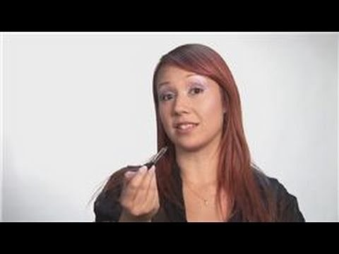 Makeup & Beauty Tips : How to Apply Eyeshadow Step-by-Step