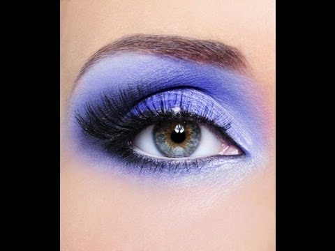 RIHANNA – PURPLE EYESHADOW – MAKEUP