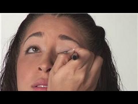 Makeup Tips for Almond-Shaped Eyes : How Do I Apply Grey Eyeshadow to Almond-Shaped Eyes?