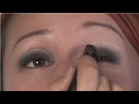 Makeup Basics : Black Eyeshadow Tips