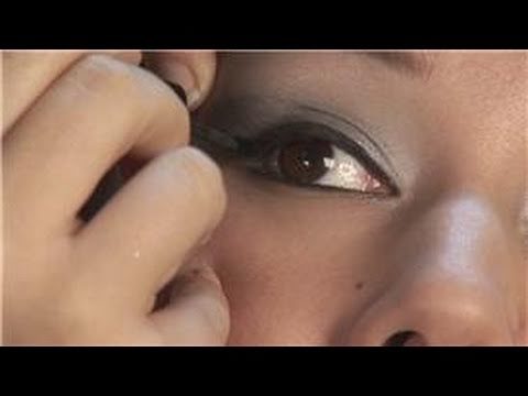 Makeup Application Tips : How Do I Apply Eyeliner That Won’t Smear?