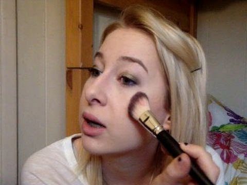 How to apply blush, eyeshadow and tips and tricks for beginners