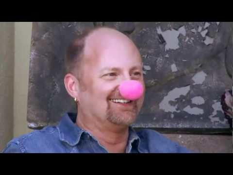 Celebrity Makeup Artist Robert Jones and the Beauty Blender!