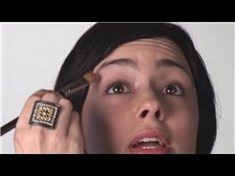 Makeup Application & Styles : How to: Eyeshadow Makeup Palette for Brunettes