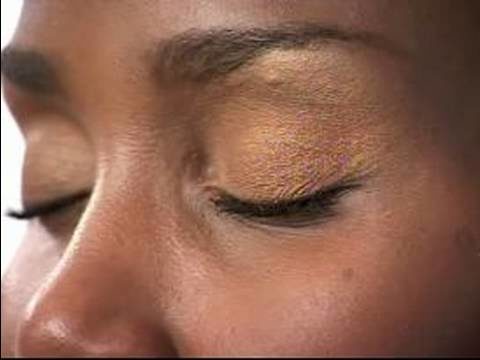 How to Apply Makeup for Women of Color : How to Apply Eyeshadow to Eye Creases