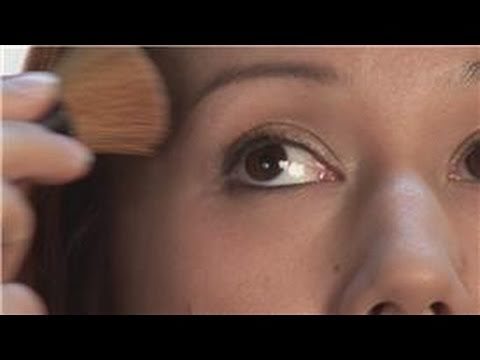 Makeup & Beauty Tips : Bronzer Makeup Application Tips