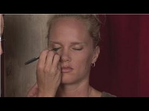 Makeup Tips : Eyeliner Makeup Tips: Eyeliner and Mascara